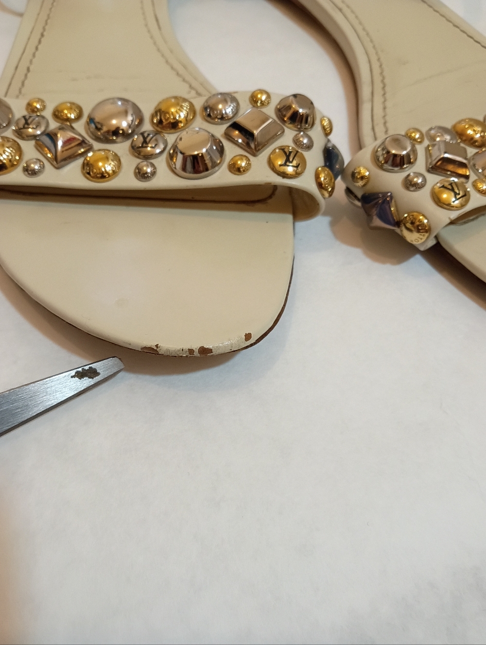 Louis Vuitton studded Luxury Women's sandals Logo Size 40 - Picture 3 of 16